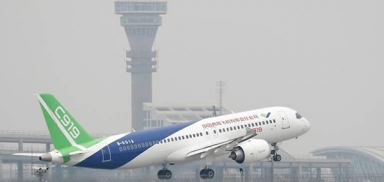 Chinese and Russians aim to end Airbus-Boeing duopoly